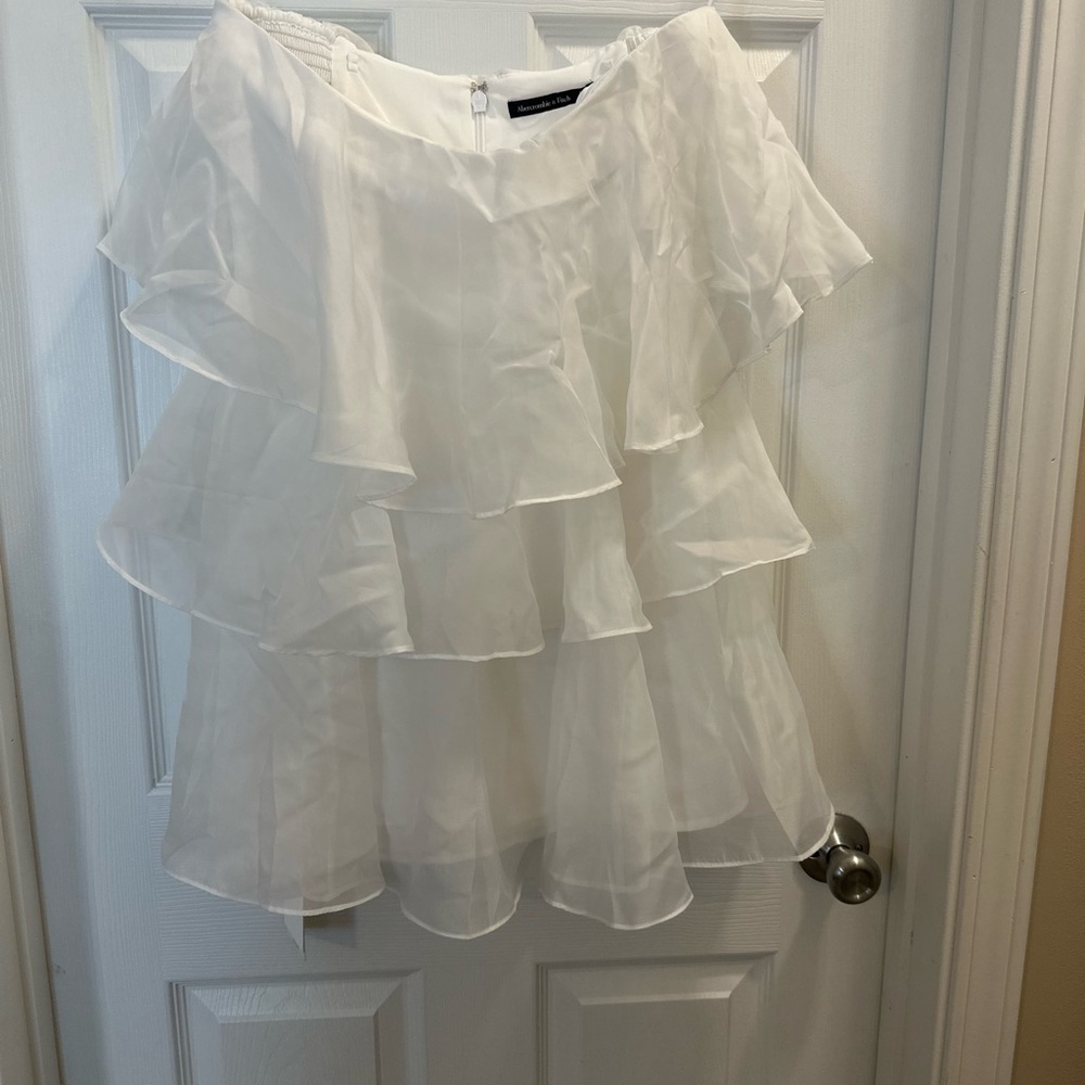 Elegant White Ruffled dress